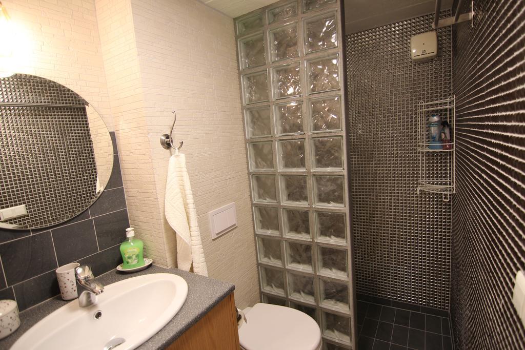 Solheimar Studio Apartment Ísafjörður Rom bilde