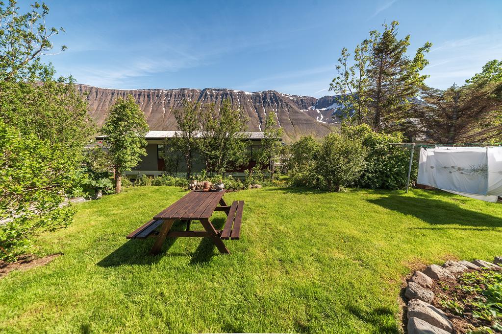 Solheimar Studio Apartment Ísafjörður Eksteriør bilde